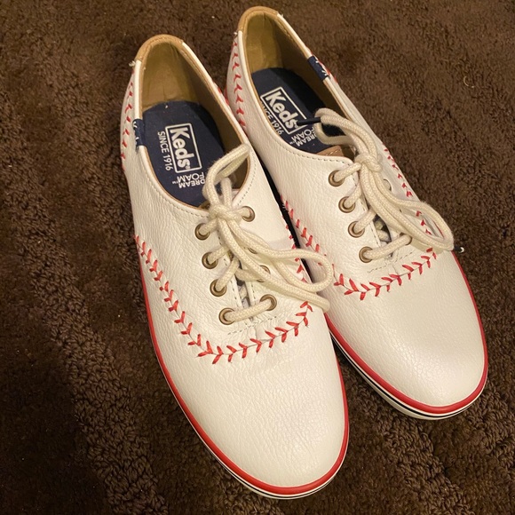 keds pennant